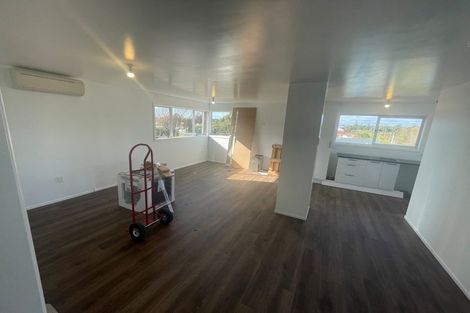 Photo of property in 77 Mould Street, Waitara, 4320