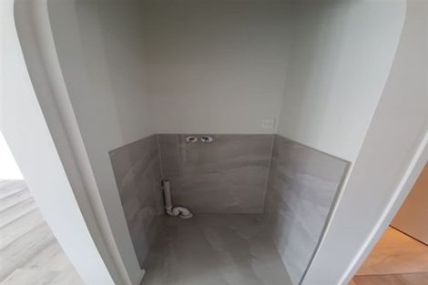 Photo of property in 11 Warbler Crescent, Papakura, 2110