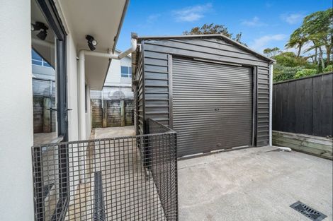 Photo of property in 3a Marchant Place, Westown, New Plymouth, 4310