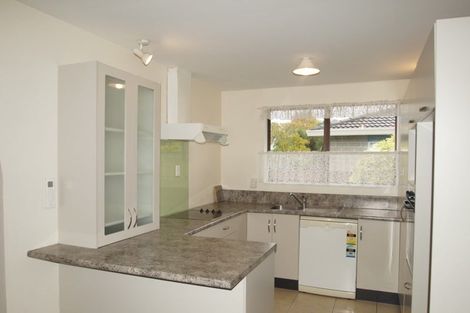 Photo of property in 32 Cowes Street, Avondale, Christchurch, 8061