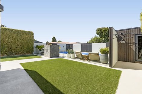 Photo of property in 4 Barriball Street, Fitzroy, New Plymouth, 4312
