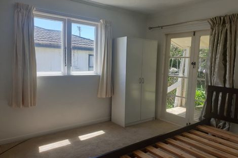 Photo of property in 678 Beach Road, Browns Bay, Auckland, 0630