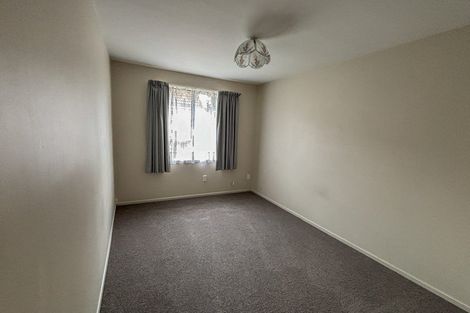 Photo of property in 2/42 Chipping Lane, Redwood, Christchurch, 8051