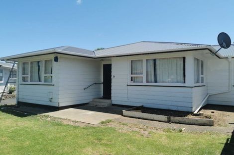 Photo of property in 34 Tarata Crescent, Mangere Bridge, Auckland, 2022