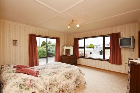 Photo of property in 38 Stobo Street, Grasmere, Invercargill, 9810