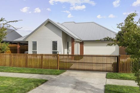 Photo of property in 11 Jarrett Terrace, Leamington, Cambridge, 3432