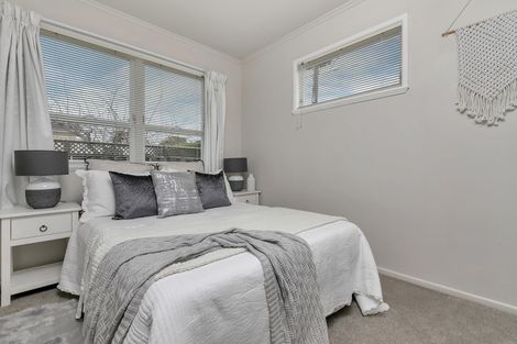 Photo of property in 231a Point Chevalier Road, Point Chevalier, Auckland, 1022