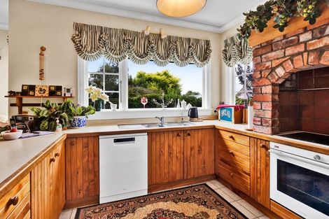 Photo of property in 170a Brooklands Road, Vogeltown, New Plymouth, 4310