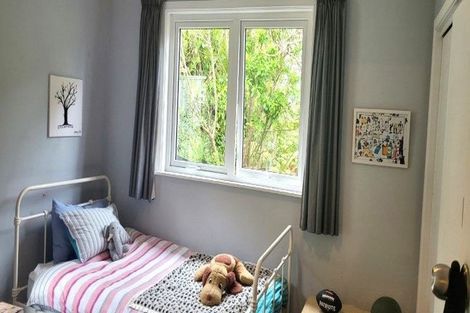 Photo of property in 6 View Road, Titahi Bay, Porirua, 5022