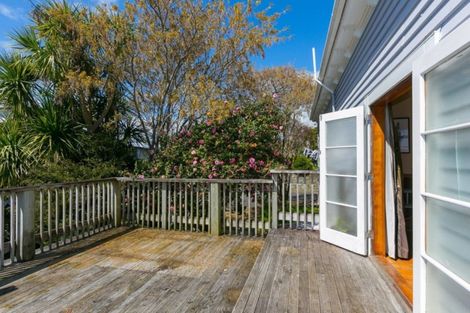 Photo of property in 233a Carrington Street, Vogeltown, New Plymouth, 4310