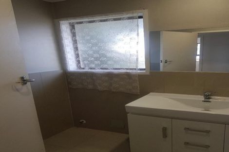 Photo of property in 2/1 Parker Avenue, New Lynn, Auckland, 0600