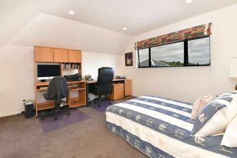 Photo of property in 13 Joydon Place, Stanmore Bay, Whangaparaoa, 0932