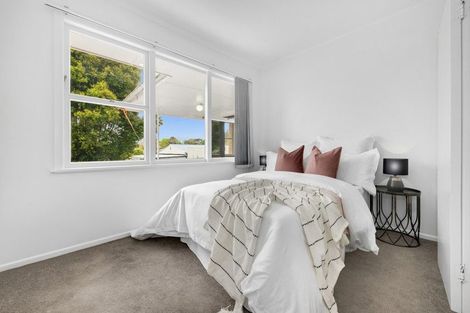 Photo of property in 11 Tampin Road, Hillpark, Auckland, 2102