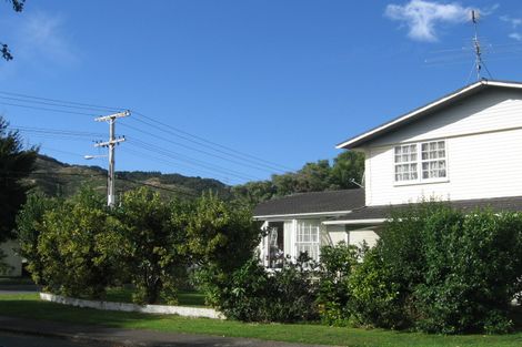 Photo of property in 76 Golders Road, Elderslea, Upper Hutt, 5018