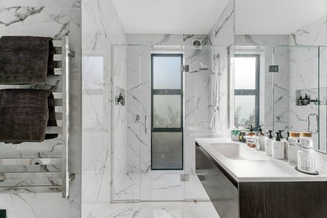 Photo of property in 4 Kerrera Lane, Jacks Point, Queenstown, 9371