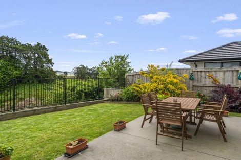 Photo of property in 71 Tynan Street, Te Puke, 3119