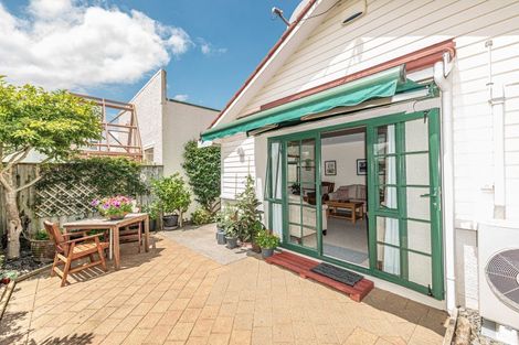 Photo of property in 7b Saint Georges Gate, Whanganui, 4500