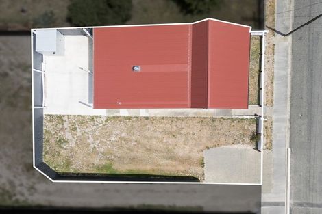 Photo of property in 11 Studholme Street, Waimate, 7924