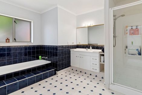 Photo of property in 15 Sterling Gate Drive, Bethlehem, Tauranga, 3110