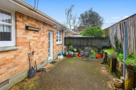 Photo of property in 1/1 Sutton Crescent, Papatoetoe, Auckland, 2025