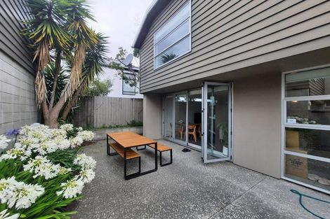 Photo of property in 32 Berry Street, St Albans, Christchurch, 8014