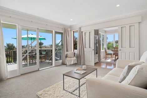 Photo of property in 40 Pemberton Crescent, Greerton, Tauranga, 3112