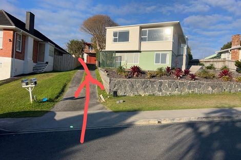Photo of property in 15 Lyford Crescent, Sunnynook, Auckland, 0620