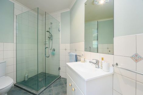 Photo of property in 17 Summerfield Lane, Albany, Auckland, 0632