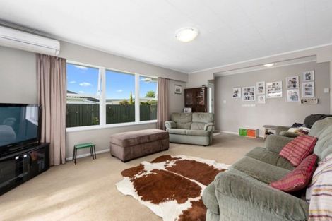 Photo of property in 7 Burns Grove, Trentham, Upper Hutt, 5018