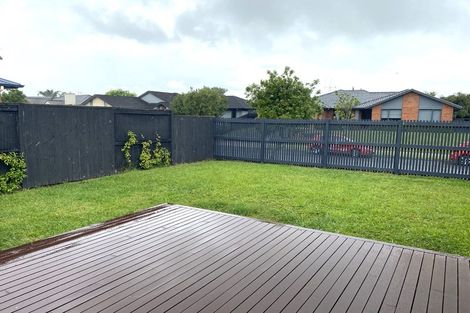 Photo of property in 24 Malbec Place, Rototuna, Hamilton, 3210