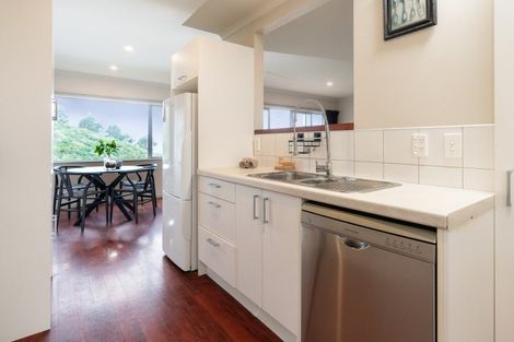 Photo of property in Onslow Heights, 17f Onslow Road, Khandallah, Wellington, 6035