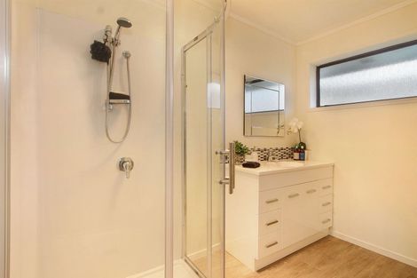 Photo of property in 1/8 Gibson Road, Tuakau, 2121