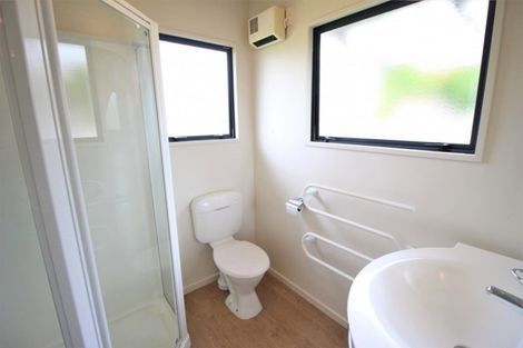 Photo of property in 30 Albert Drive, Clyde, 9330