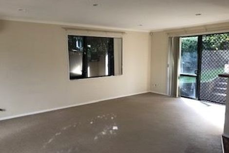 Photo of property in 9 Louvain Place, Greenhithe, Auckland, 0632