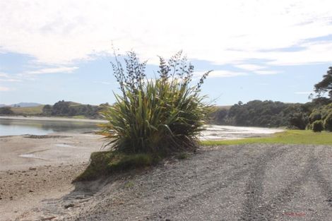 Photo of property in 144 Takahoa Drive, Kaiwaka, 0573