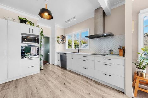 Photo of property in 26 Mill Road, Lower Vogeltown, New Plymouth, 4310