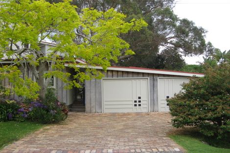 Photo of property in 2 Ardlui Avenue, Manly, Whangaparaoa, 0930