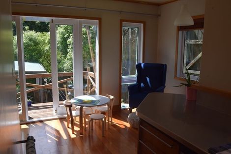 Photo of property in 100 Amritsar Street, Khandallah, Wellington, 6035