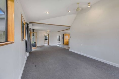 Photo of property in 93a High Street, Oxford, 7430