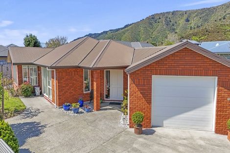 Photo of property in 23a Admiralty Place, Waikawa, Picton, 7220