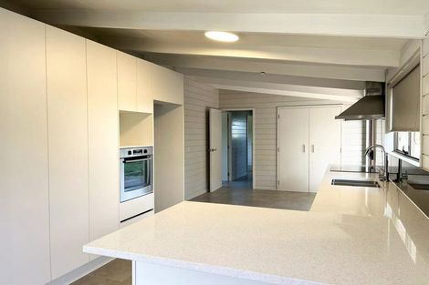 Photo of property in 17 Hoylake Place, Wattle Downs, Auckland, 2103