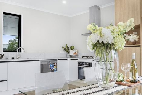 Photo of property in 1/2 Wedgewood Place, Dinsdale, Hamilton, 3204