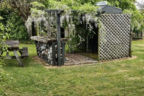 Photo of property in 9 Arthur Road, Owaka, 9585