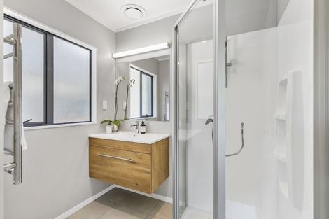 Photo of property in 23a Stafford Road, Northcote Point, Auckland, 0627