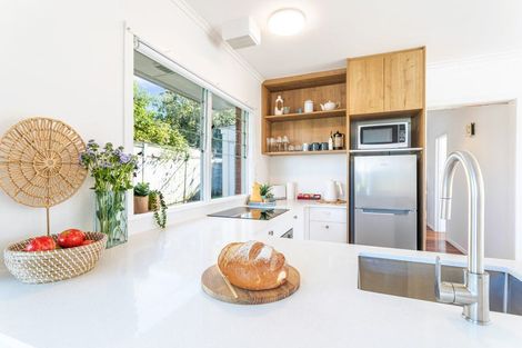 Photo of property in 2/7 Onepoto Road, Hauraki, Auckland, 0622