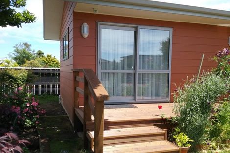 Photo of property in 10 Ngarue Place, Waitara, 4320