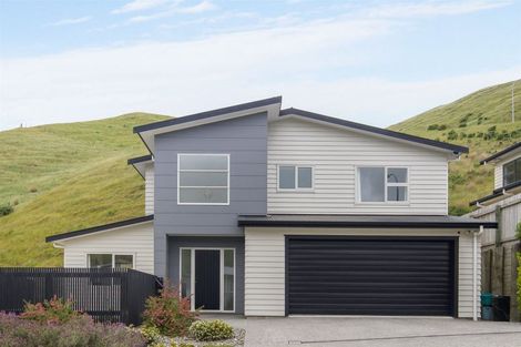 Photo of property in 7 Prestwich Rise, Churton Park, Wellington, 6037