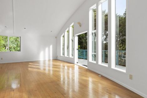 Photo of property in 4 Okoka Road, Omiha, Waiheke Island, 1081