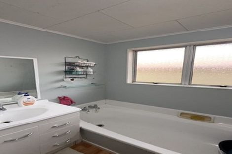 Photo of property in 17 Tarras Grove, Kelson, Lower Hutt, 5010