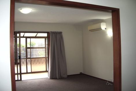 Photo of property in 1/204 Grimseys Road, Redwood, Christchurch, 8051